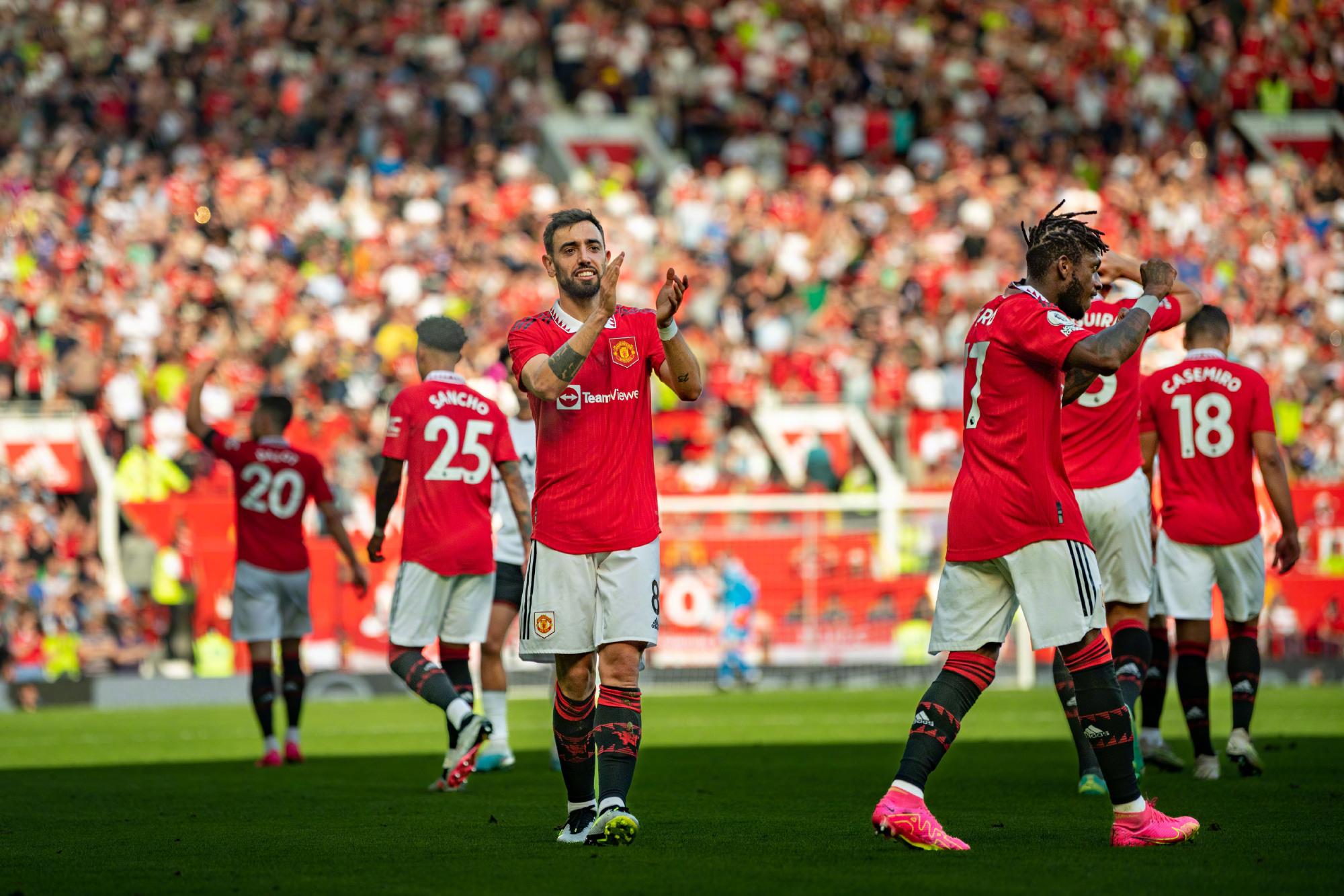 他们通过中 他们通过中