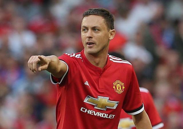 雙重標準執 雙重標準執