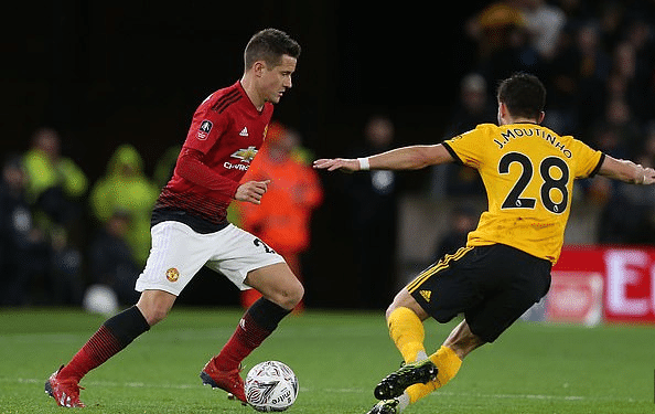 而不僅僅依 而不僅僅依