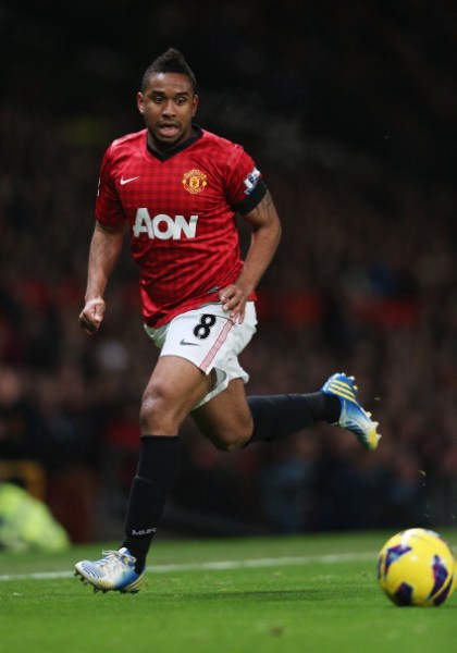 更以其在场 更以其在场